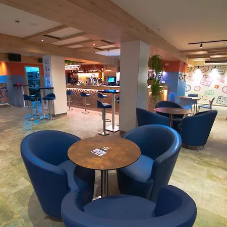 因特纳克纳尔酒店 酒店 卡里拉