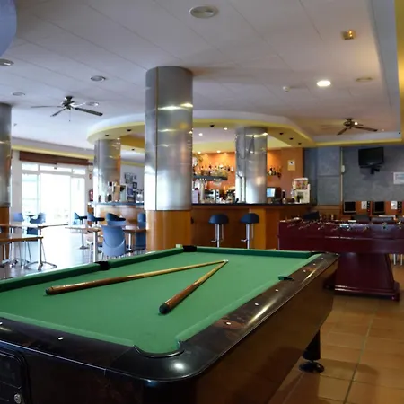 因特纳克纳尔酒店 3* 卡里拉